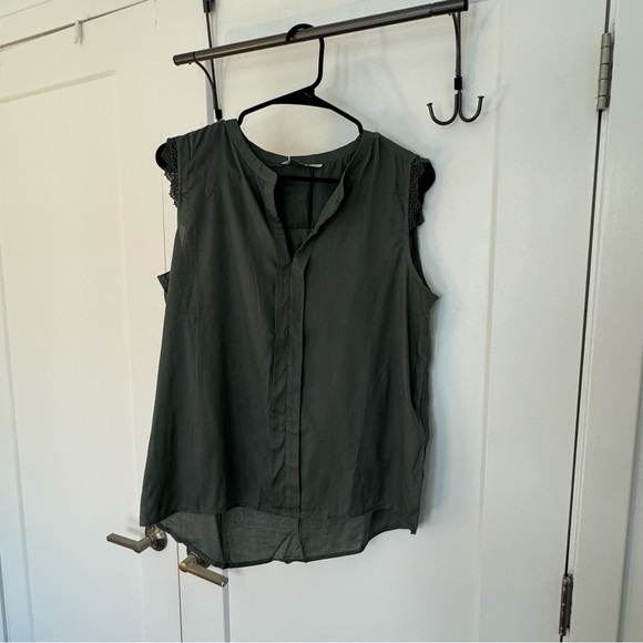 NWT ONLY drop tail sleeveless blouse green gray 40 medium with lace - Picture 3 of 9